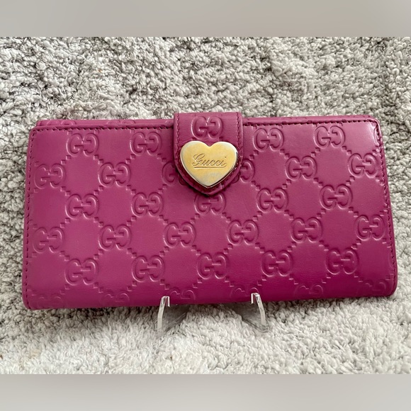 🌟SOLD🌟Gucci GG Guccissima Long Flap Wallet- Barbie Pink - Picture 1 of 2